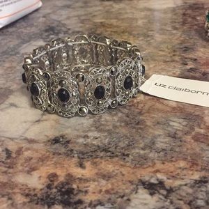 New Women’s Liz Claiborne Bracelet